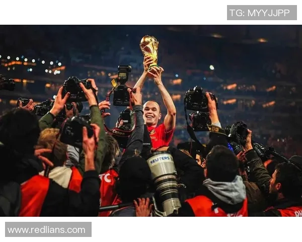 足球明星一加一：探讨两位传奇球员的合作与默契如何改变比赛格局