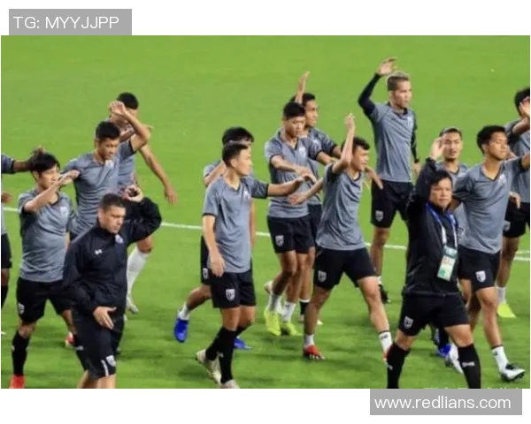 重庆篮球队在城市联赛中的团队协作表现分析与点评 重庆篮球队在城市联赛中的团队协作表现分析与点评